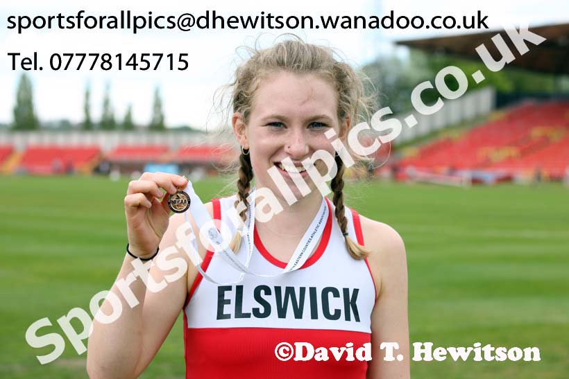 Womens senior and under-20s 5000 metres, North Eastern Champs, Gateshead Stadium. Photo: David T. Hewitson/Sports for All Pics